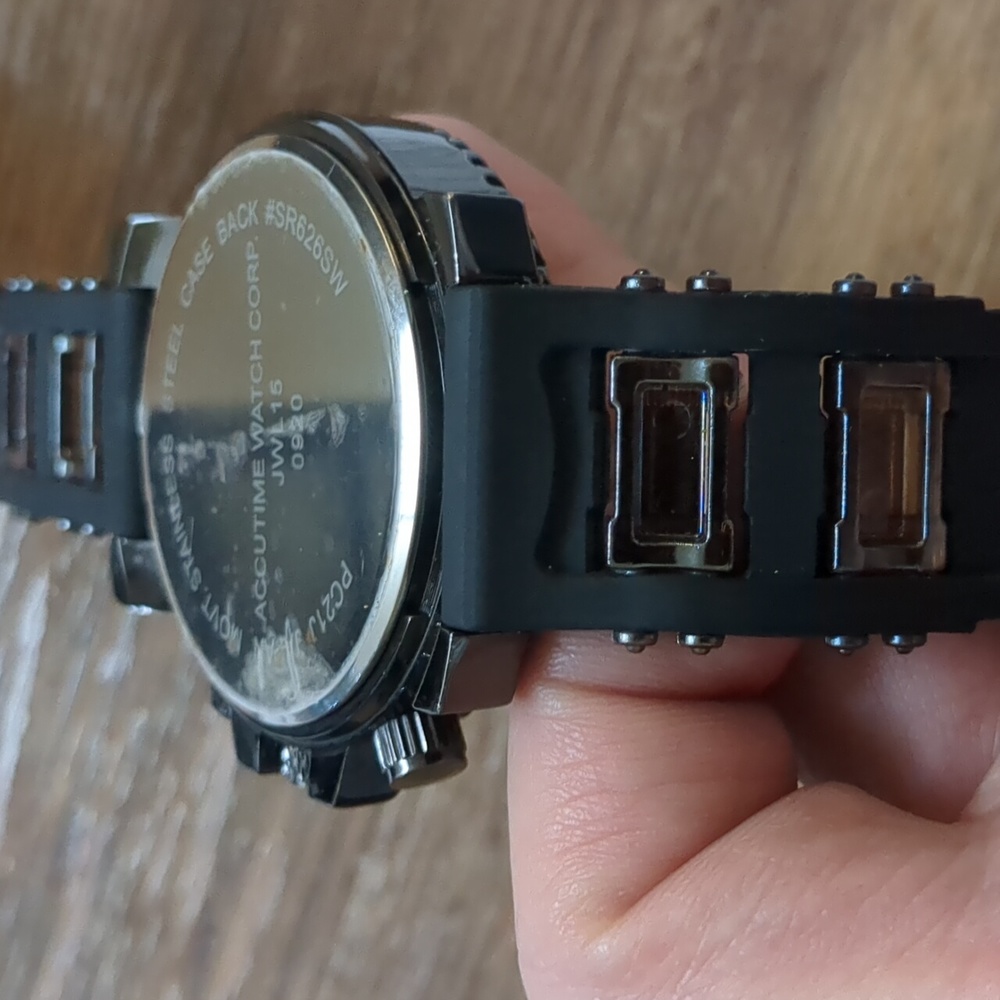 Men's watch - Picture 3 of 3